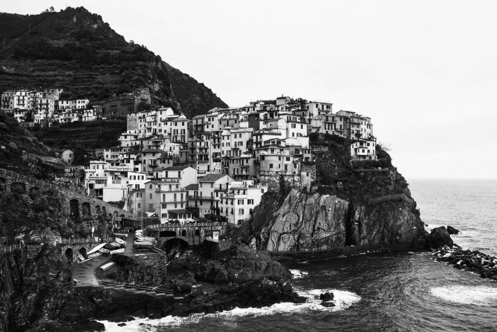 Cinque Terre, Cinque Terre: A Journey through Italy&#8217;s Five Charming Villages