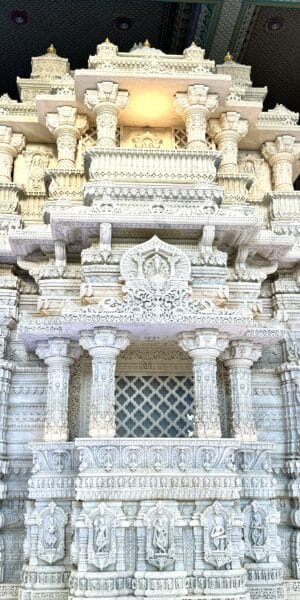 BAPS Swaminarayan Akshardham, Unveiling the Splendor of BAPS Swaminarayan Akshardham &#8211; A Hidden Gem in New Jersey