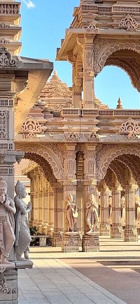 BAPS Swaminarayan Akshardham, Unveiling the Splendor of BAPS Swaminarayan Akshardham &#8211; A Hidden Gem in New Jersey