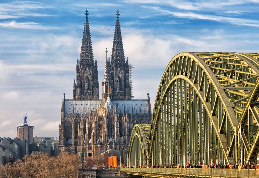 Cologne Cathedral, Cologne Cathedral: An Architectural Masterpiece and a German Icon