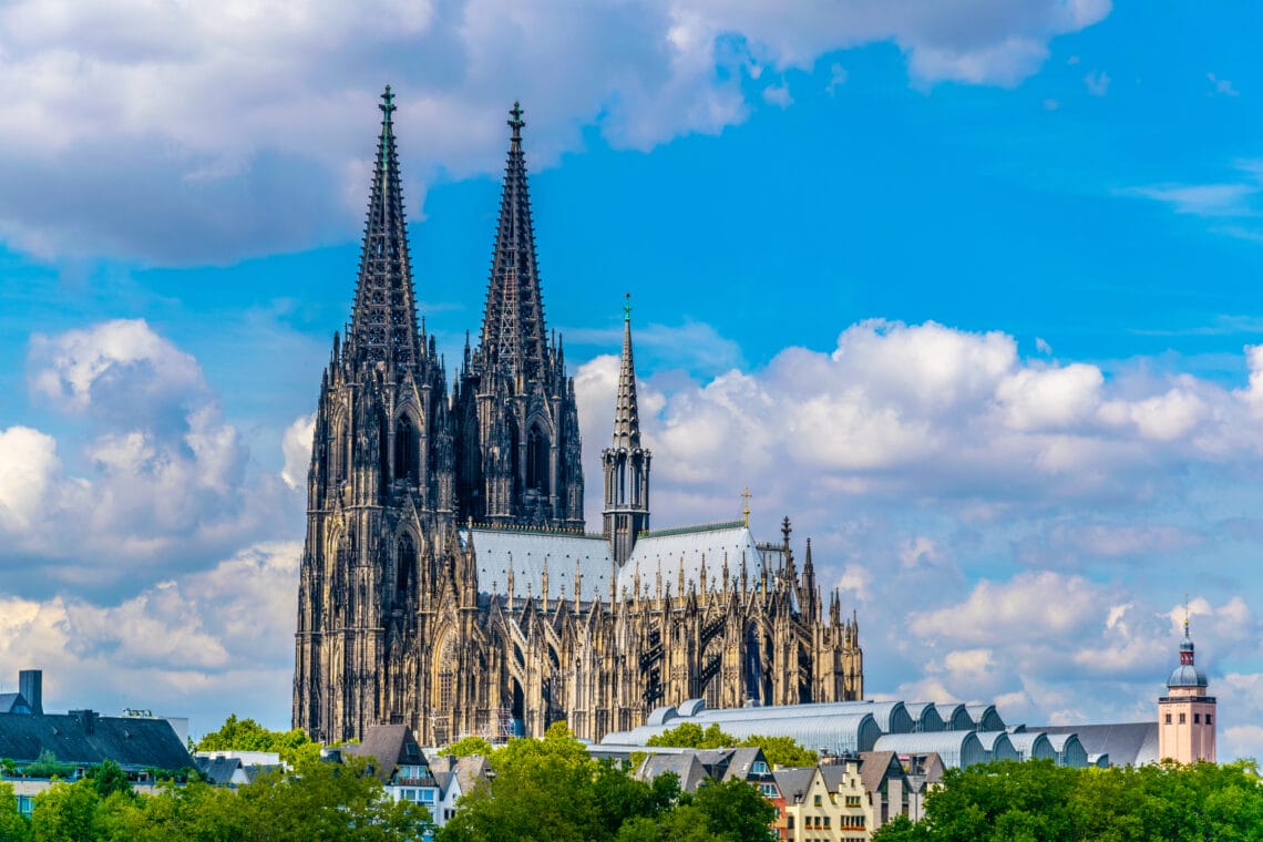 Cologne Cathedral, Cologne Cathedral: An Architectural Masterpiece and a German Icon